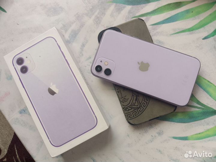 iPhone 11, 64 ГБ