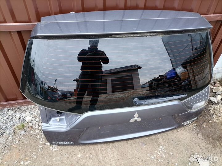 Аутлендер хл крышка багажника