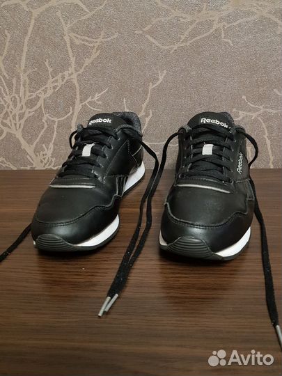 Кроссовки Reebok 39 женские