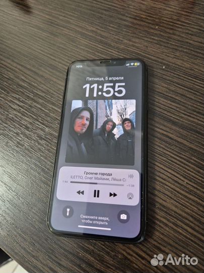 iPhone X, 64 ГБ