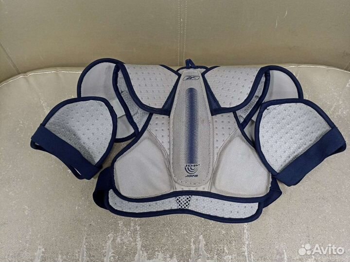 Нагрудник хоккейный jofa RBK