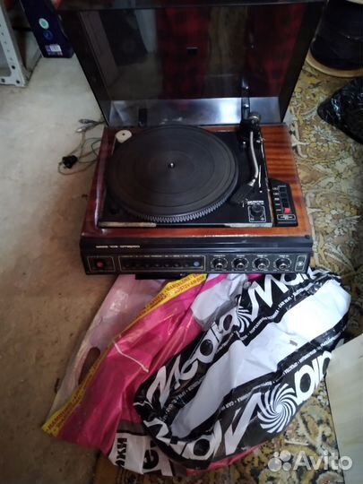 Проигрыватель винила вега 108