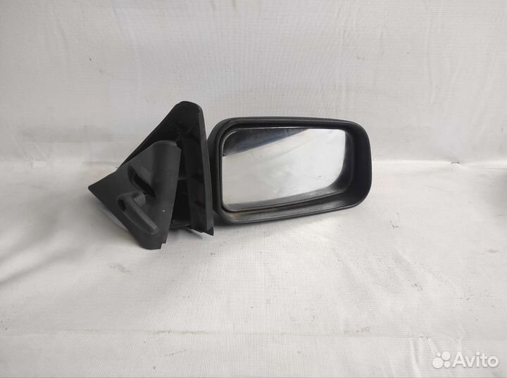 Зеркало заднего вида правое механическое ваз 2110