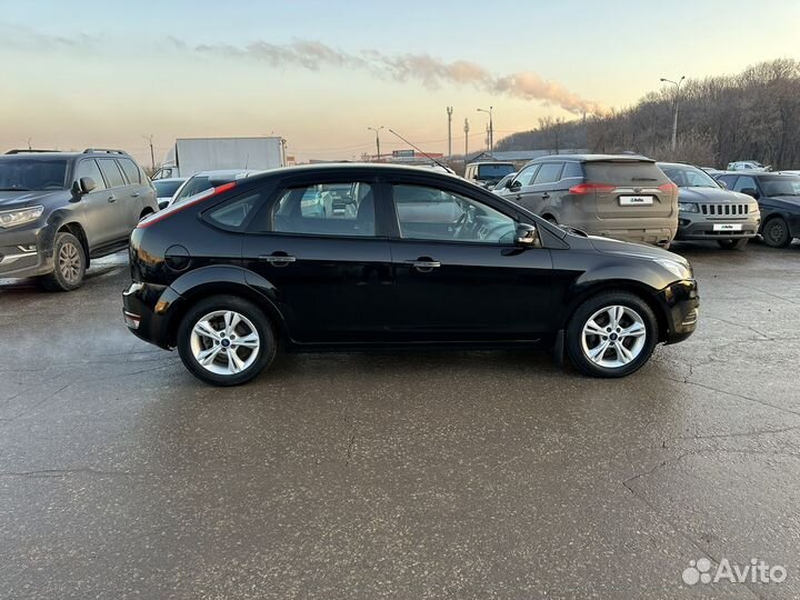 Ford Focus 1.6 AT, 2010, 117 000 км