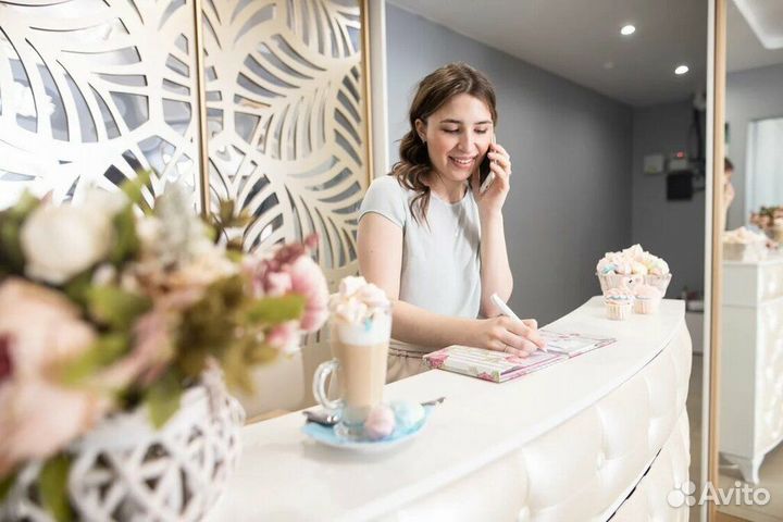 Администратор салона красоты