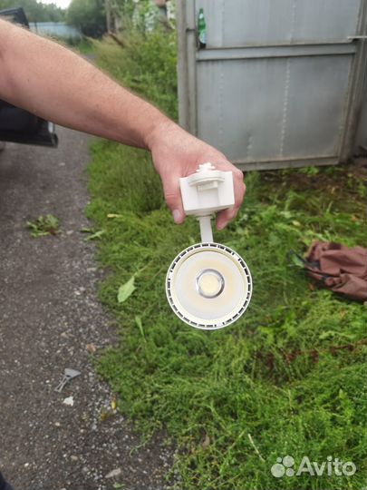 Трековые светильники светодиодные и шинопровод