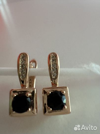 Золотой комплект серьги и кольцо 585