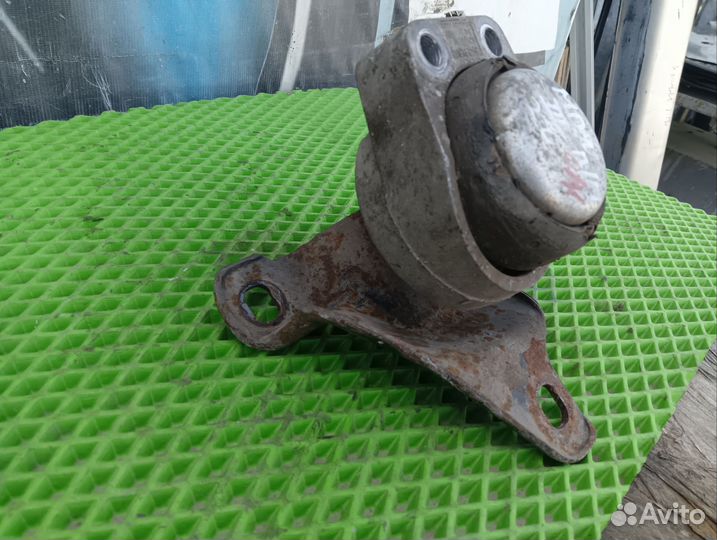 Подушка двигателя левая ford Mondeo 3