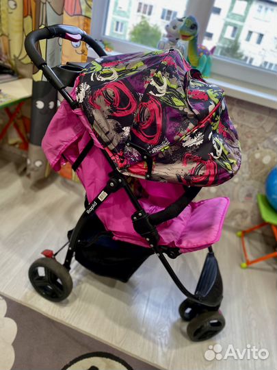 Прогулочная коляска