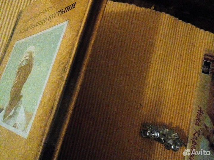 Фильмы на дисках.Новые в упаковке