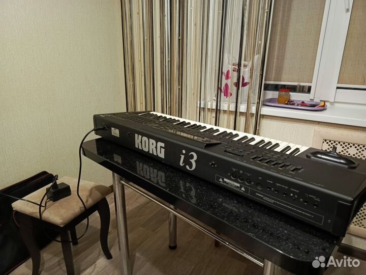 Синтезатор korg i3