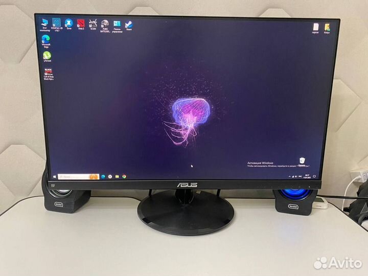 Игровой системный блок с монитором