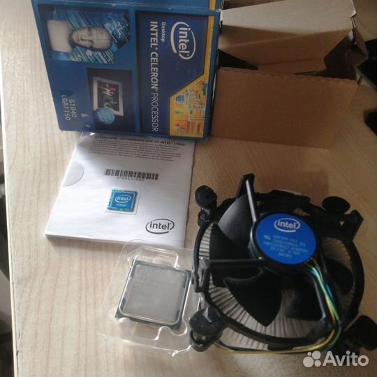 Процессор + куллер Intel G1840 сокет lga 1150п