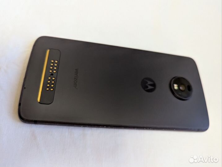 Motorola Moto Z4, 4/128 ГБ