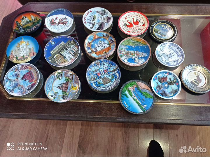 Тарелка декоративная. Маленькие9 средние16 большие