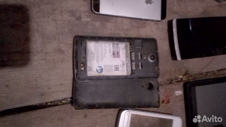 Запчасти на iPhone и другие запчасти телефонов