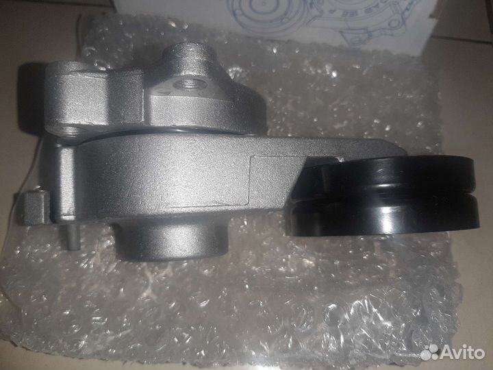 Ролик натяжной Чери Амулет А11-8111200AB