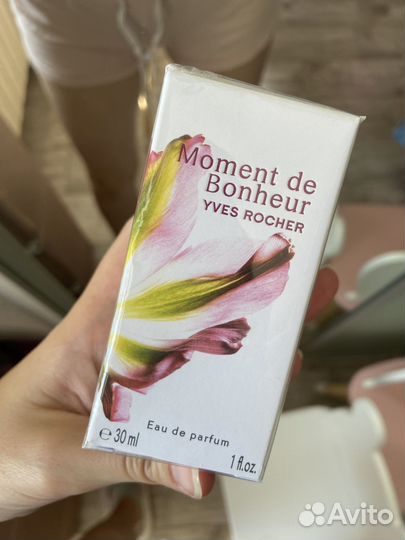 Парфюмерная вода Ив Роше Момент счастья