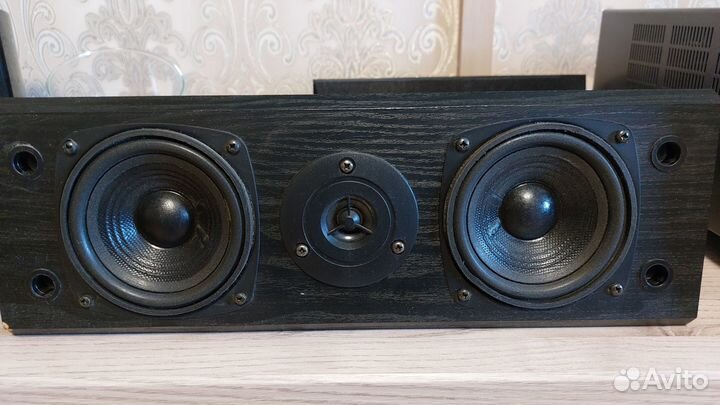 Yamaha RX-V663 ресивер