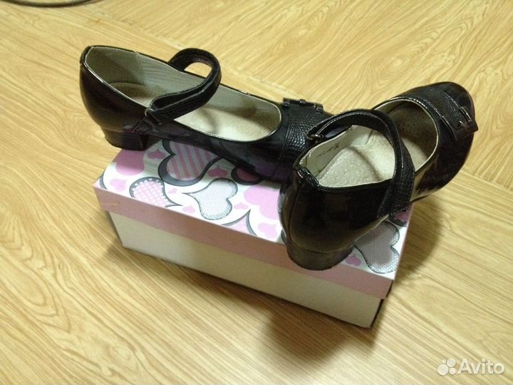 Туфли для девочки
