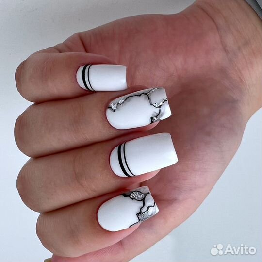 Наращивание ногтей