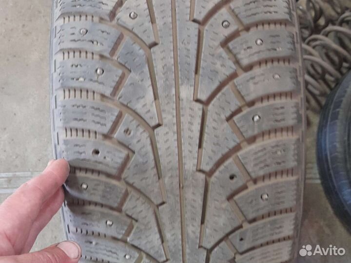 Nokian Tyres Hakkapeliitta 5 245/50 R20 25G