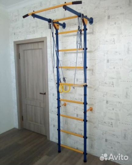 Шведская стенка с матом