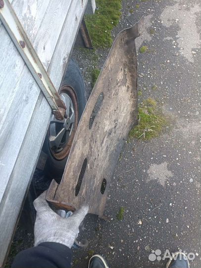 Продам защиту двигателя 2109-14