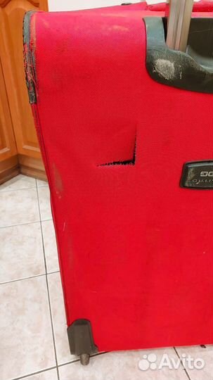 Чемодан на колёсах gillivo размер XL