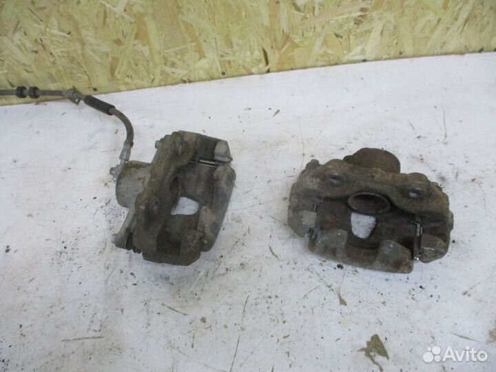 Суппорт передний Фольксваген Поло(2014)