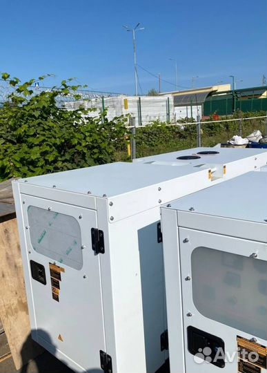 Дизельный генератор 22 кВт Amp