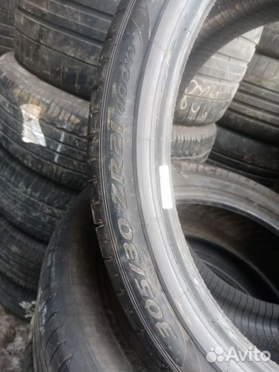 Pirelli P Zero 305/30 R21 100Y