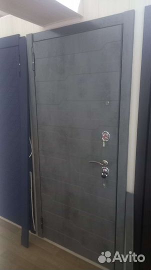 Дверь металлическая