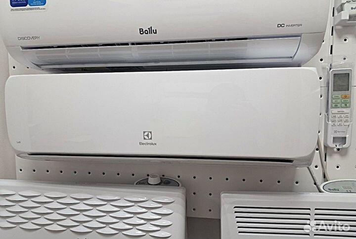 Инверторного типа Electrolux Loft DC eacs/I-18HAL