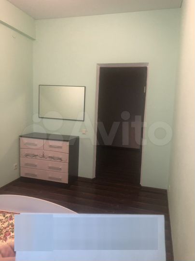 2-к. квартира, 74 м², 2/5 эт.