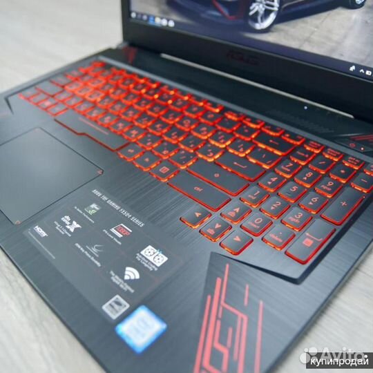 Asus 15.6 i5-8300H 4яд8пт Gtx1050Ti/2 8Гб SSD256Гб