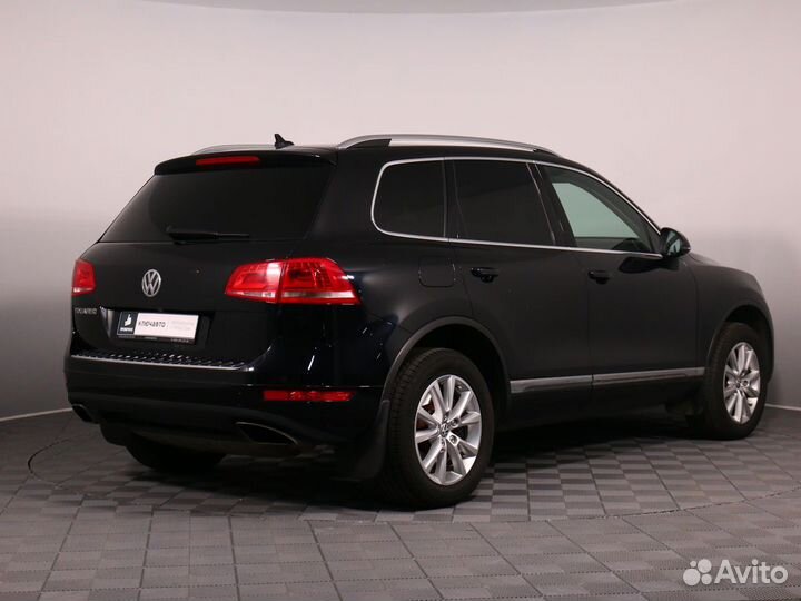 Volkswagen Touareg, 2013