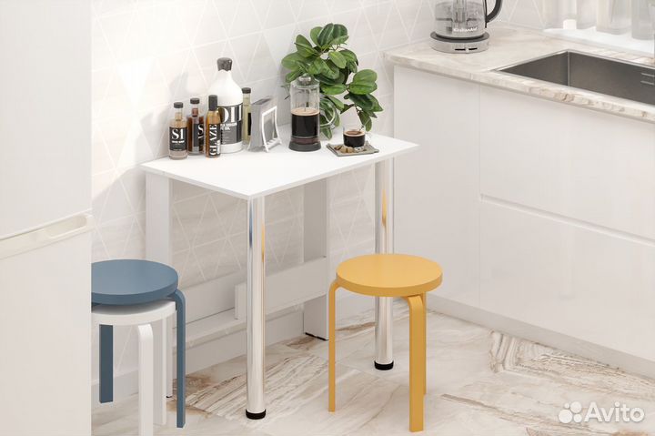 Компактный компьютерный стол белый