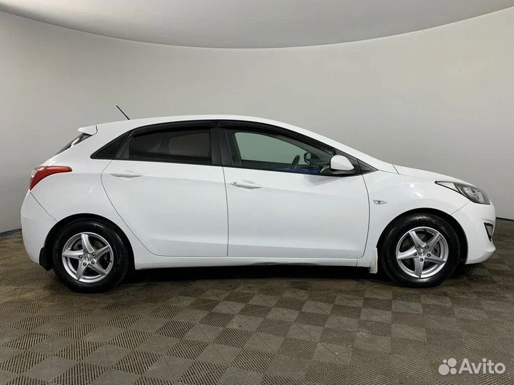 Дефлекторы окон Hyundai i30 (2011-2017)