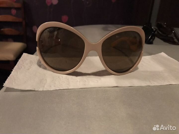 Очки Yves Saint Laurent