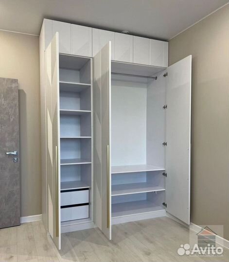 Встроенный шкаф
