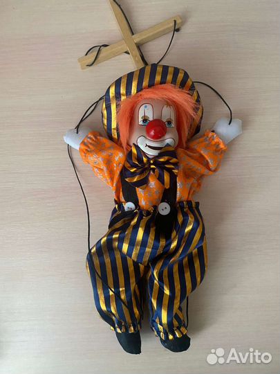 Клоун марионетка оранжевый