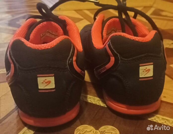 Кроссовки 38/ 38,5