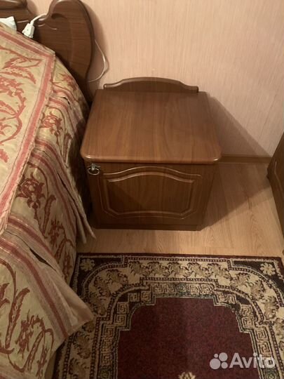 Спальный гарнитур