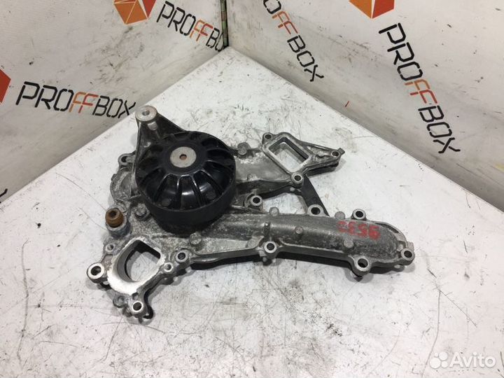 Помпа Mercedes E-Class W213 M276 3.0 turbo 2017