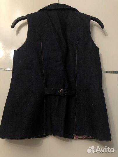 Джинсовая детская жилетка