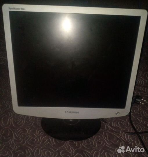 Монитор Samsung