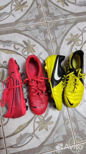 Футбольные бутсы nike