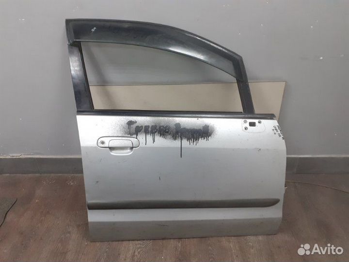 Дверь передняя правая Mazda Premacy CP fpde 2001