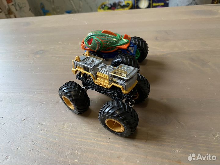 Машинки хот вилс hot wheels
